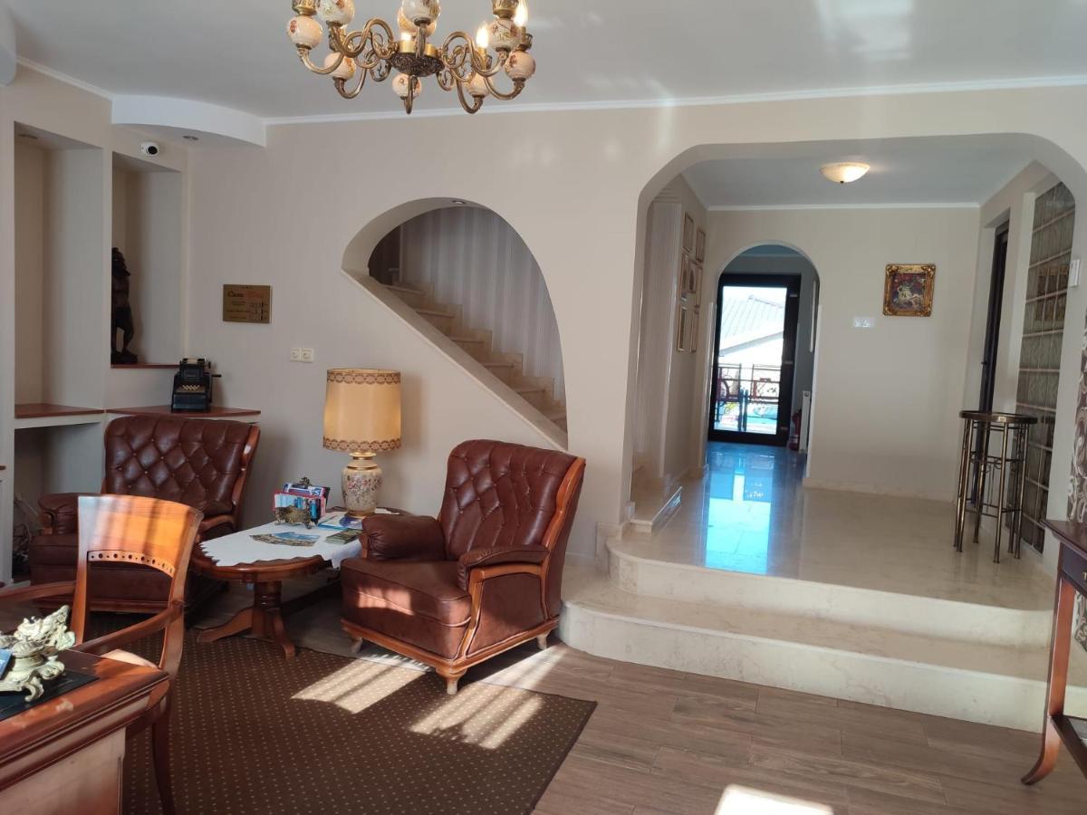 מלון דבה Casa Alina מראה חיצוני תמונה